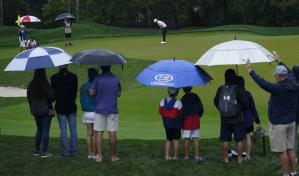 Fleetwood y Hoge lideran un arranque del Players Championship pasado por agua