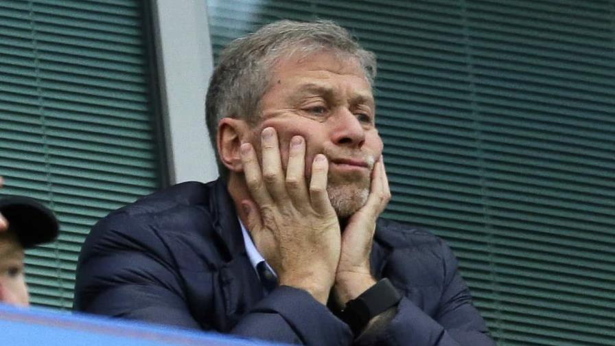 Liga Premier descalifica Abramovich como director de Chelsea