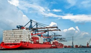 Panamá sugiere revisar y renegociar tratado comercial con EEUU