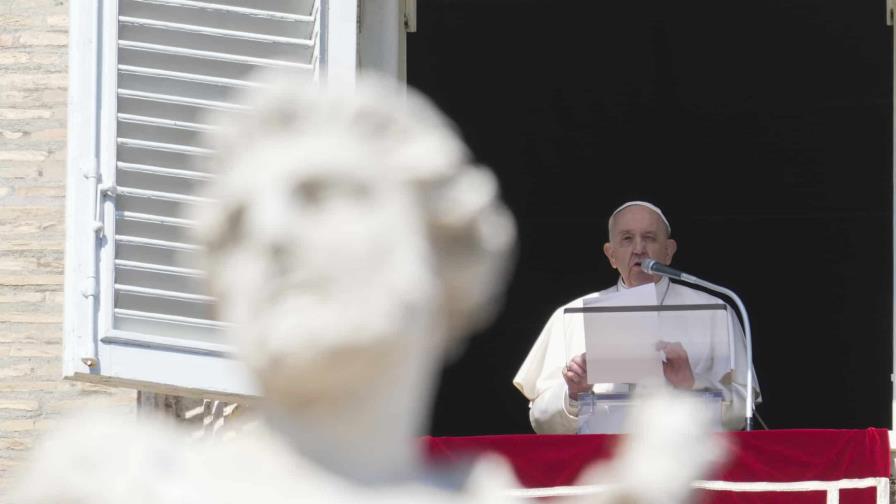 El papa Francisco llama a poner fin a la masacre en Ucrania