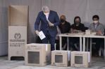 Colombianos renuevan Congreso camino a unas presidenciales que podrían ser históricas