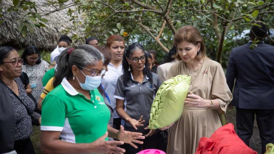 Vicepresidenta sostiene encuentro con emprendedoras de la provincia Espaillat