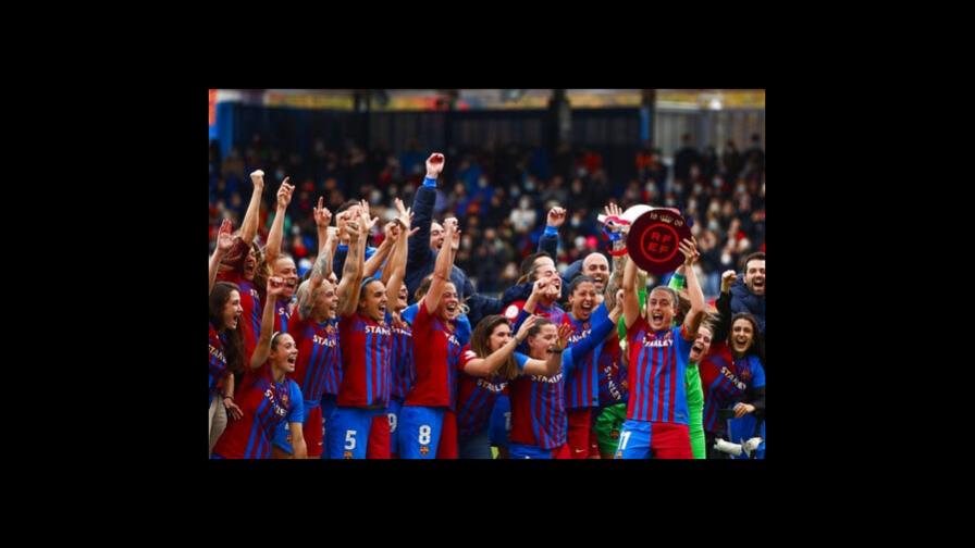 El Barça femenino arrasa al Madrid y repiten como campeonas El Barça femenino arrasa al Madrid y repiten como campeonas