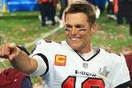Brady anuncia su regreso a Buccaneers por una campaña más