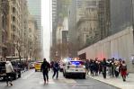 Hombre apuñala a dos empleados del MoMA de Nueva York