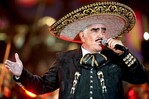 Televisa estrenará serie de Vicente Fernández, pese a demanda de la familia Televisa estrenará serie de Vicente Fernández, pese a demanda de la familia