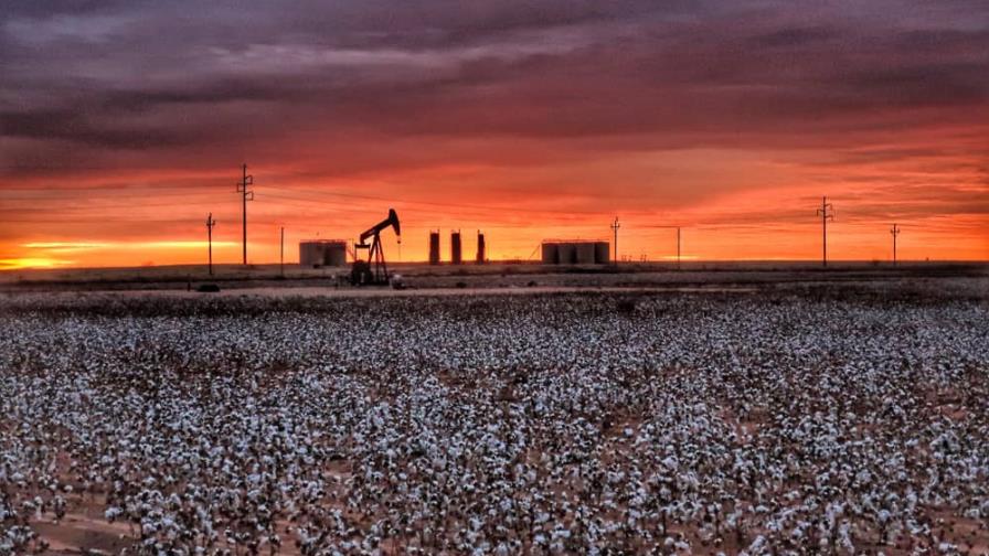 El petróleo de Texas baja un 5.78 % al cierre y se sitúa en US$103.01