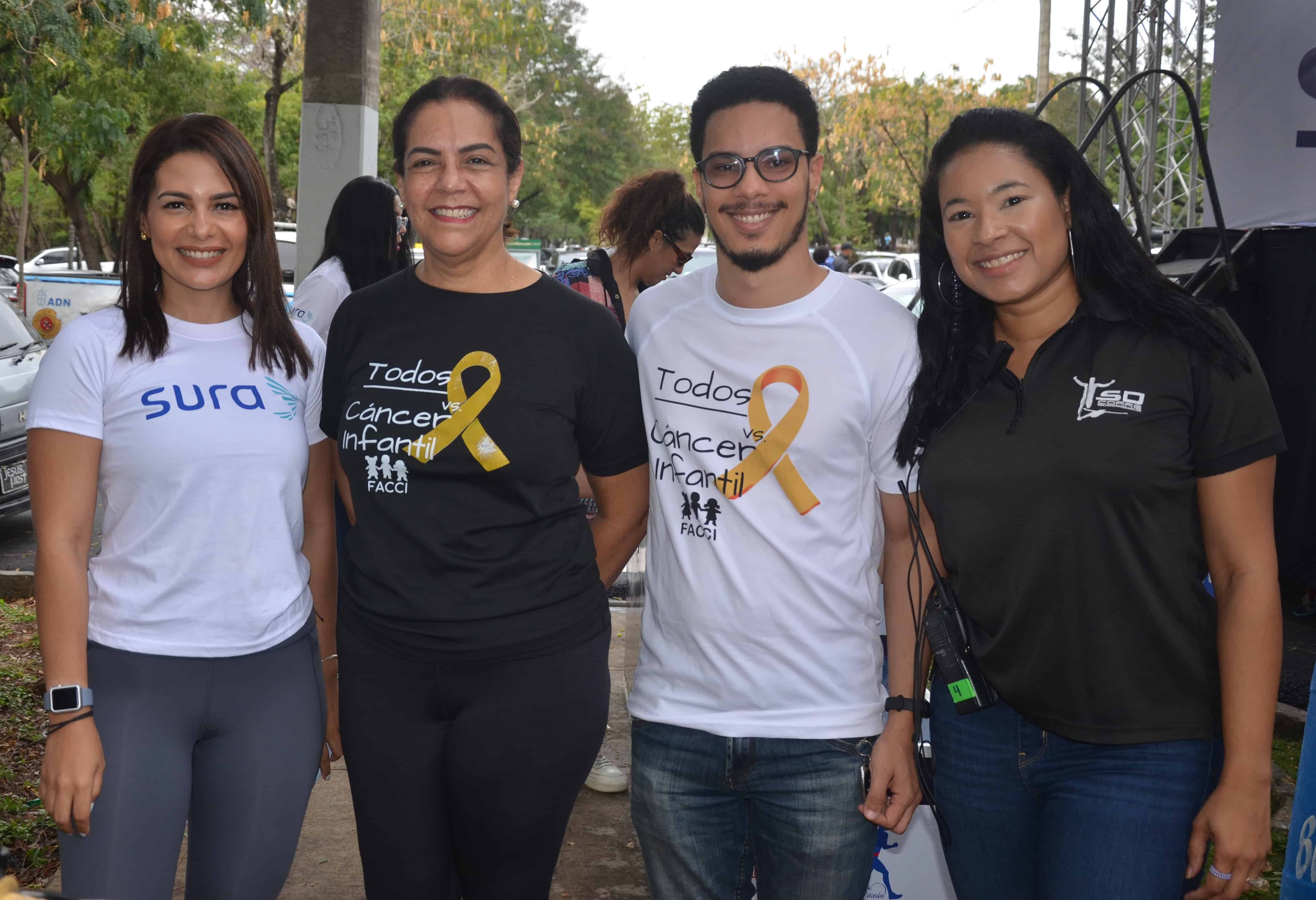 Marlene Lluberes,  Alexandra Matos De Purcell, Raynier y Jiménez  Marlene Peña.