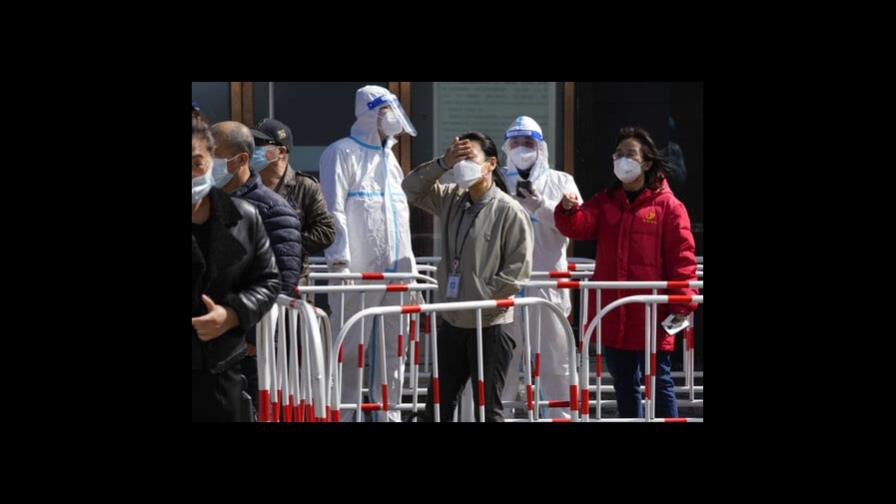 China combate varios brotes impulsados por ómicron