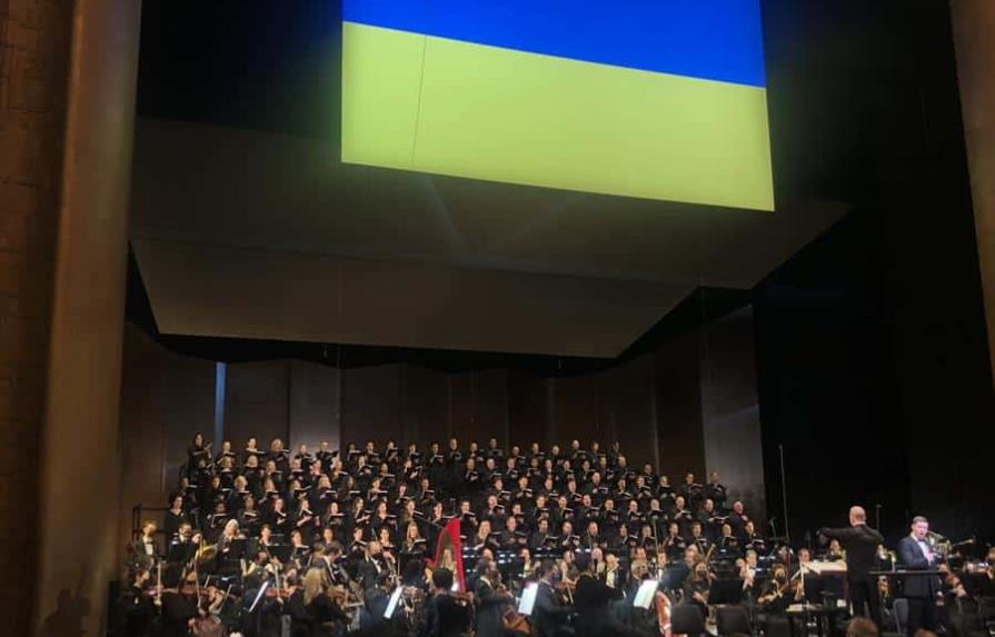 Lleno total en el Met Opera de Nueva York en concierto benéfico por Ucrania