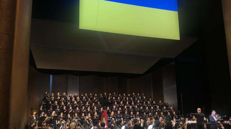 Lleno total en el Met Opera de Nueva York en concierto benéfico por Ucrania Lleno total en el Met Opera de Nueva York en concierto benéfico por Ucrania