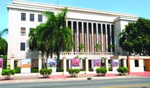 En nombramientos de docentes no est&aacute; ausente la pol&iacute;tica