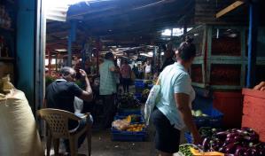 Afirman mercado de Los Mina mejora su higiene