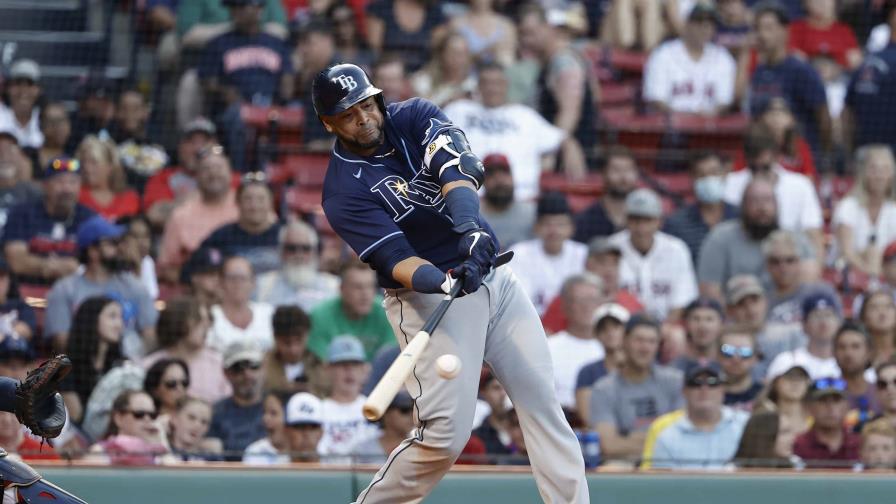 Nelson Cruz con palos de Cambrón en Washington