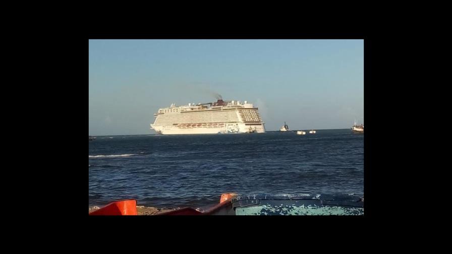 El puerto Taino Bay dice que trabajan para que crucero siga su curso El puerto Taino Bay dice que trabajan para que crucero siga su curso