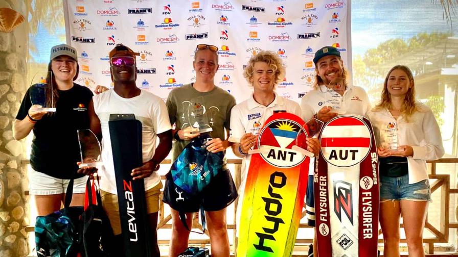 Tiger Tyson de Antigua Campeón Fórmula Kite Grand Prix