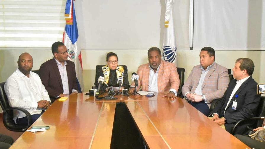 El Gobierno iniciará este miércoles entrega de 300 mil nuevas tarjetas Supérate 