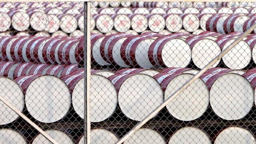 El precio del Brent ronda los 100 dólares en otra negociación volátil