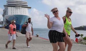 Turistas del crucero varado en Puerto Plata saldr&aacute;n del pa&iacute;s v&iacute;a a&eacute;rea