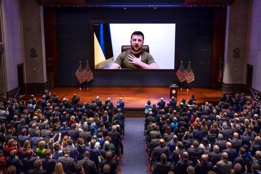 Zelenskyy compara invasión rusa con ataque de Pearl Harbor, en su discurso al Congreso de EEUU