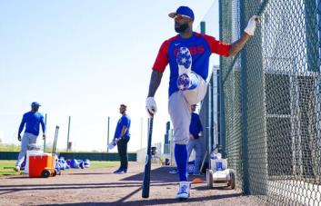Jugadores ponderan cómo Manfred puede mejorar relaciones
