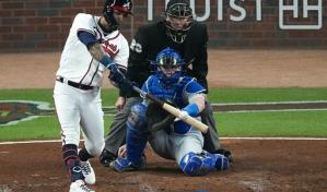 Bravos pactan por dos años con Eddie Rosario