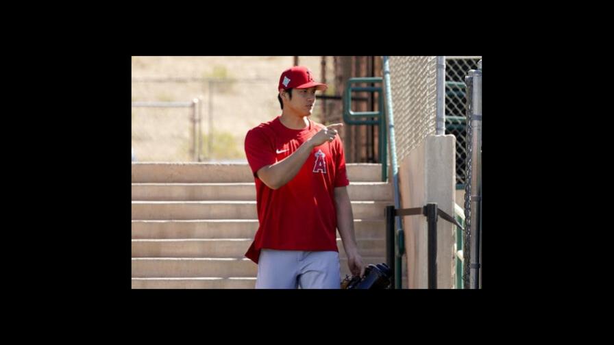 Shohei Ohtani busca mejorar, incluso después de campaña brillante