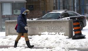 Canadá ya no pedirá prueba de COVID-19 a viajeros vacunados