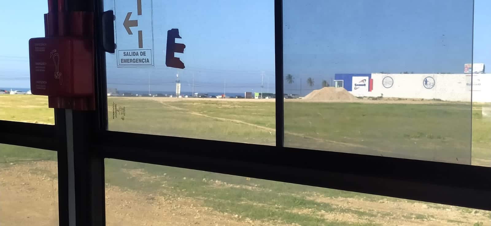 Tapón en la avenida Las Américas.