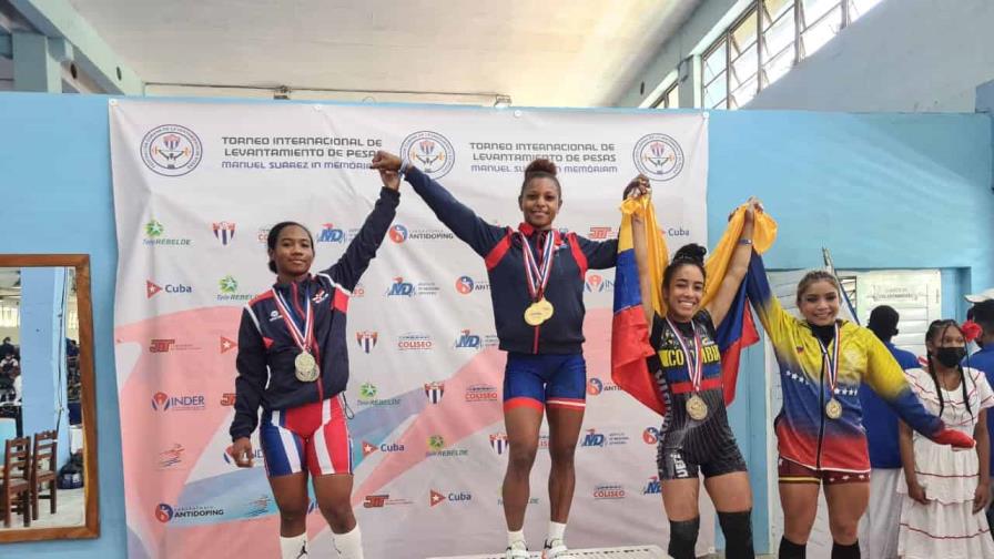 Dominicana asegura plazas en levantamiento de pesas; Pirón establece récord Dominicana asegura plazas en levantamiento de pesas; Pirón establece récord