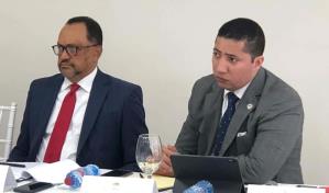 Aplazan discusión de la reforma constitucional por retiro de partidos