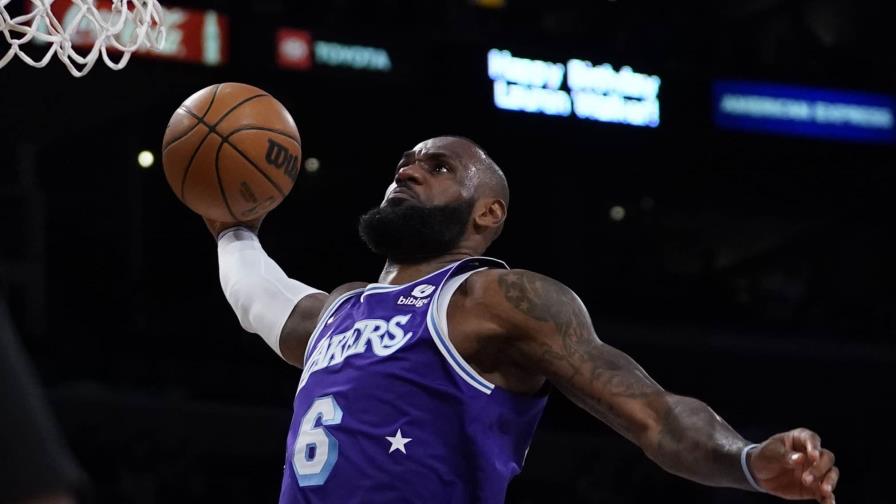 LeBron, sin miedo a la crisis de Lakers: Me siento cómodo en la adversidad