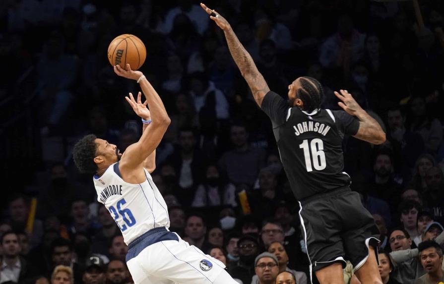 VÍDEO | Con triple agónico de Dinwiddie; Mavericks de Dallas superan a Nets