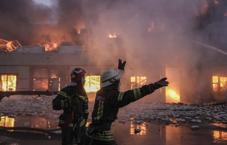 Unos 30,000 han sido evacuados de Mariúpol esta semana, según autoridades 