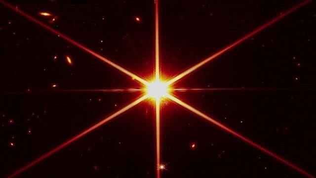 James Webb: la espectacular primera foto tomada y enviada por el telescopio
