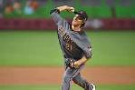 Reales se quedan con lanzador Greinke por 13 millones de dólares Reales se quedan con lanzador Greinke por 13 millones de dólares