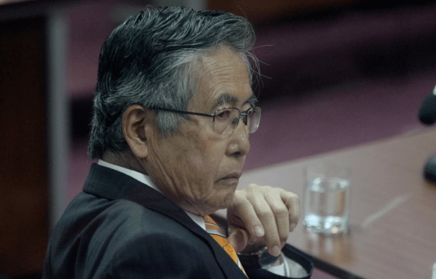 Tribunal ordena excarcelar a expresidente Fujimori