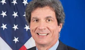 Subsecretario de economía, energía y medioambiente de EE.UU. llega a Honduras