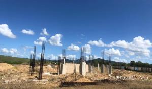 Falta de fondos paraliza la construcción de la Plaza de Toros en El Seibo