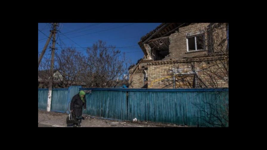 Más de 900,000 ucranianos están sin suministro eléctrico y 250,000 sin gas