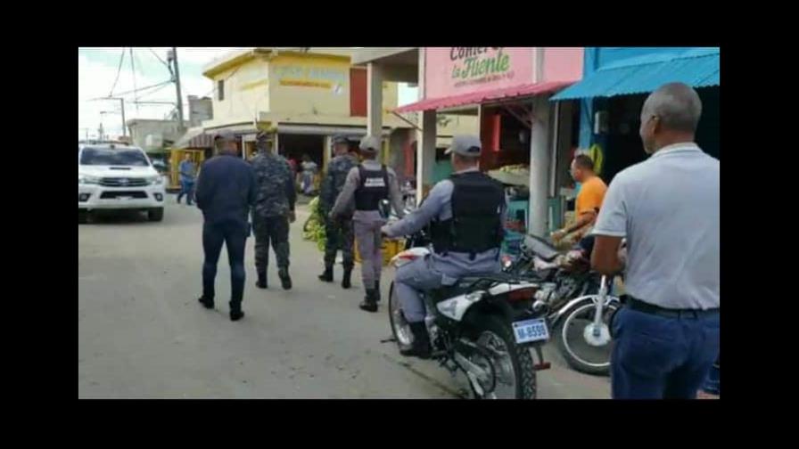 Policía Nacional instala Unidad Motorizada en mercado de La Romana Policía Nacional instala Unidad Motorizada en mercado de La Romana