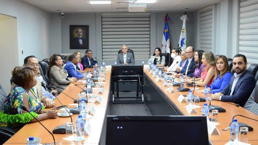 CNSS designa gerente interina tras renuncia de Aracena Vargas CNSS designa gerente interina tras renuncia de Aracena Vargas