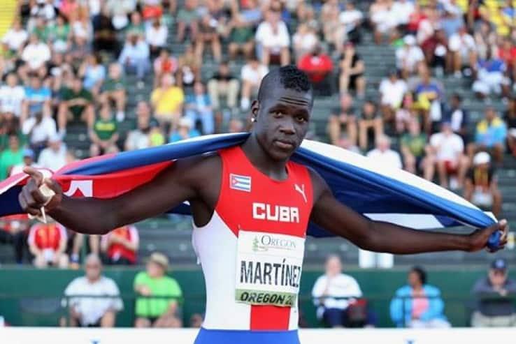 El cubano Lázaro Martínez logra oro mundial de triple salto bajo techo