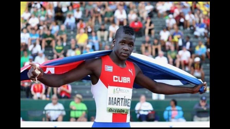 El cubano Lázaro Martínez logra oro mundial de triple salto bajo techo