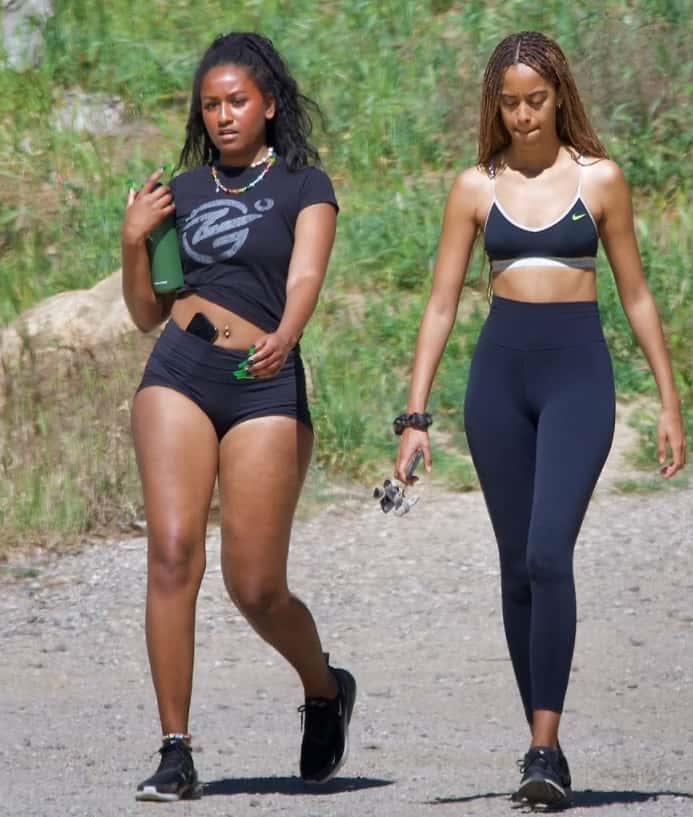 Captan a las hijas de Barack Obama haciendo ejercicios en Los Ángeles