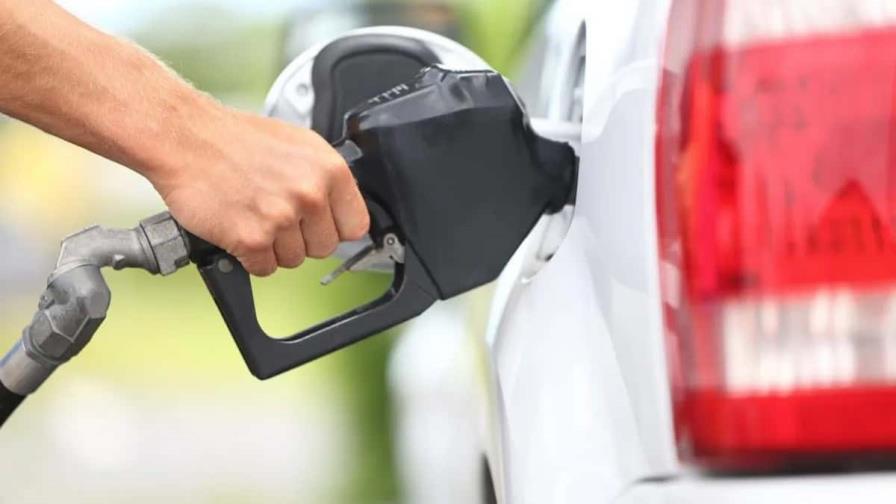 Puerto Rico rebasa el dólar en precio de gasolina por primera vez en cinco días