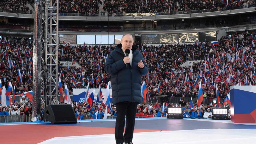 Putin elogia a soldados rusos en discurso en Moscú Putin elogia a soldados rusos en discurso en Moscú