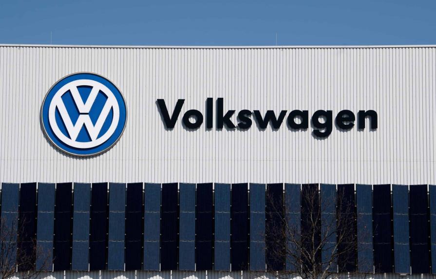 VW retira vehículos por frenado inesperado en EEUU y Canadá