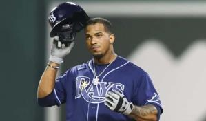 Wander Franco aprendió por las malas que no puedes estacionar en el parqueo del gerente