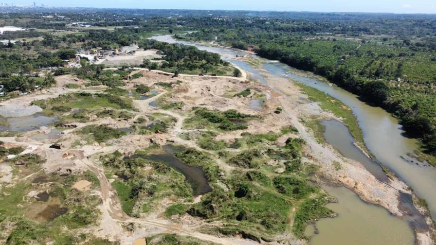 Medio Ambiente responsabiliza pasadas autoridades por deterioro del río Haina Medio Ambiente responsabiliza pasadas autoridades por deterioro del río Haina